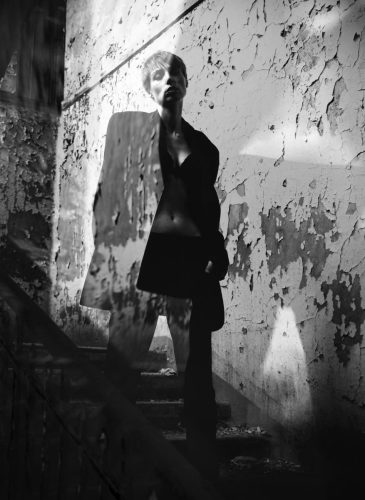 Stephan_112A0564-DxO-Janina-Treppe-scaled